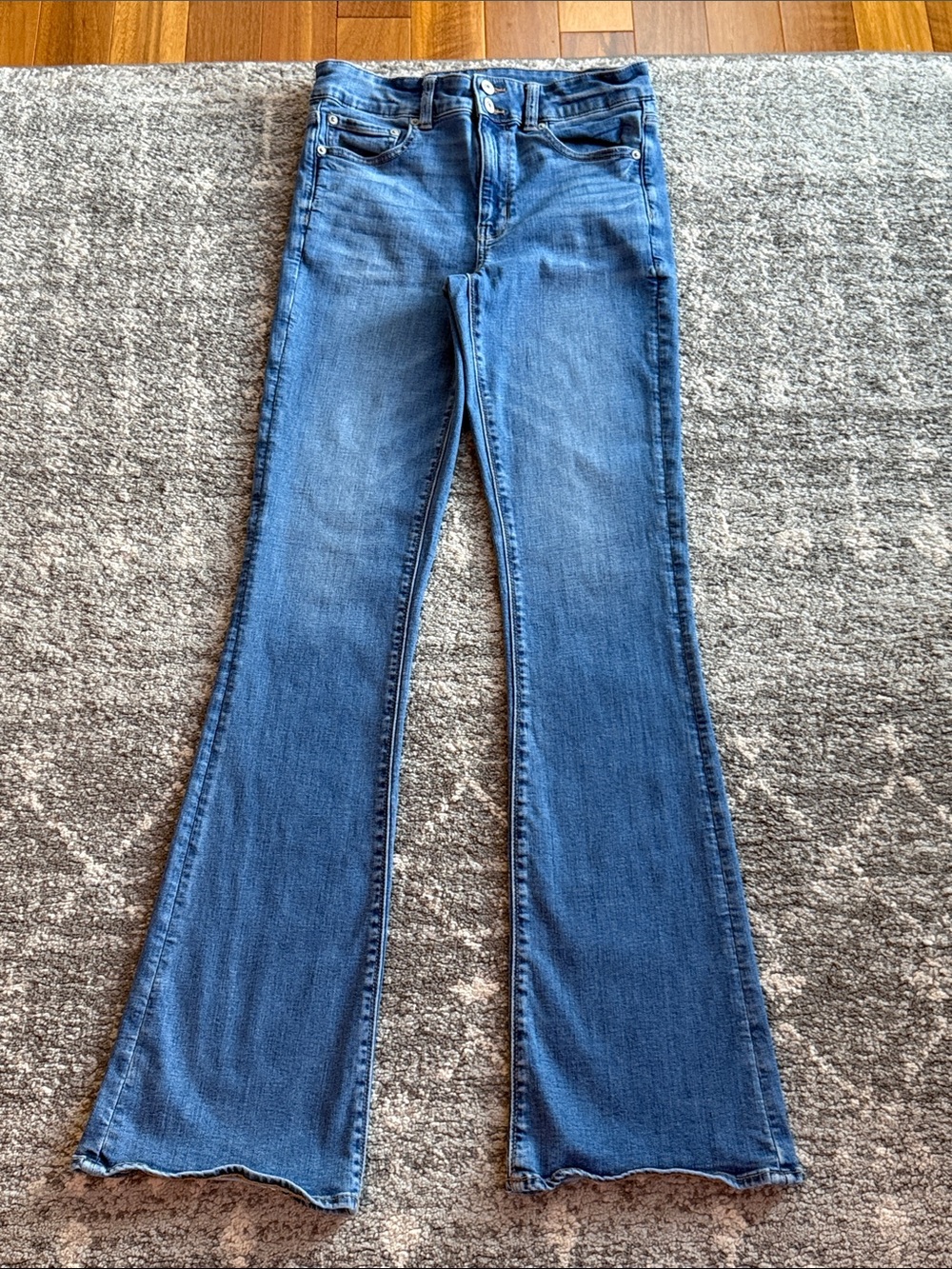 Like New American Eagle Medium Blue Women’s Boot Cut Jeans 8 XLong